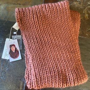 NWT Knit Scarf